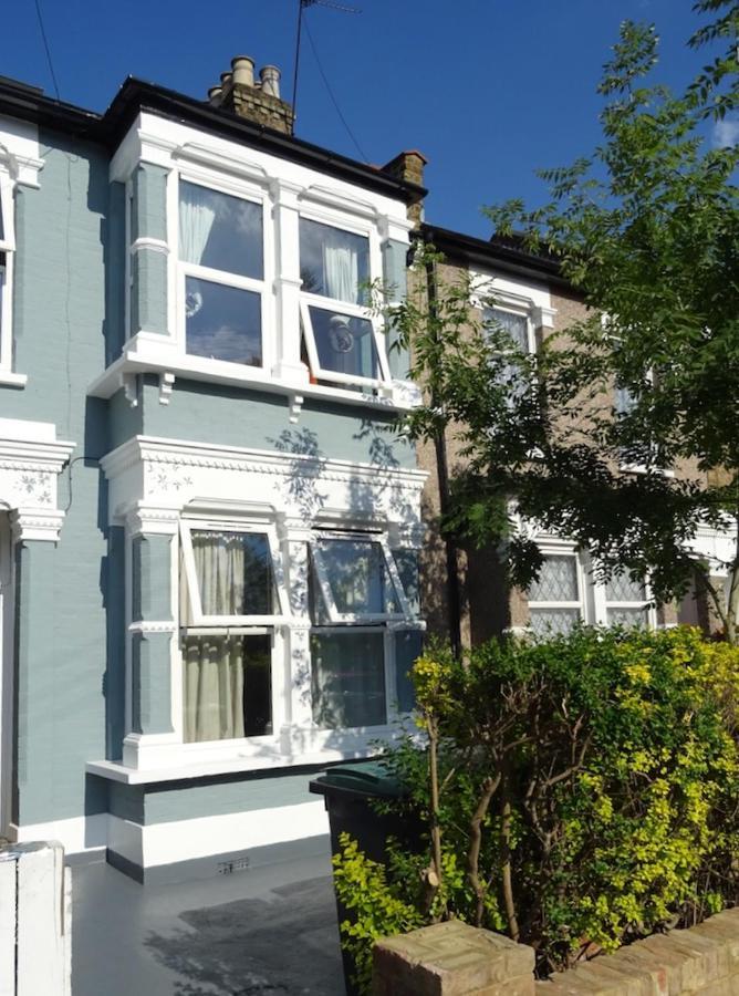 Sunny Ensuite Room And Annex Near Tottenham Stadium Londres